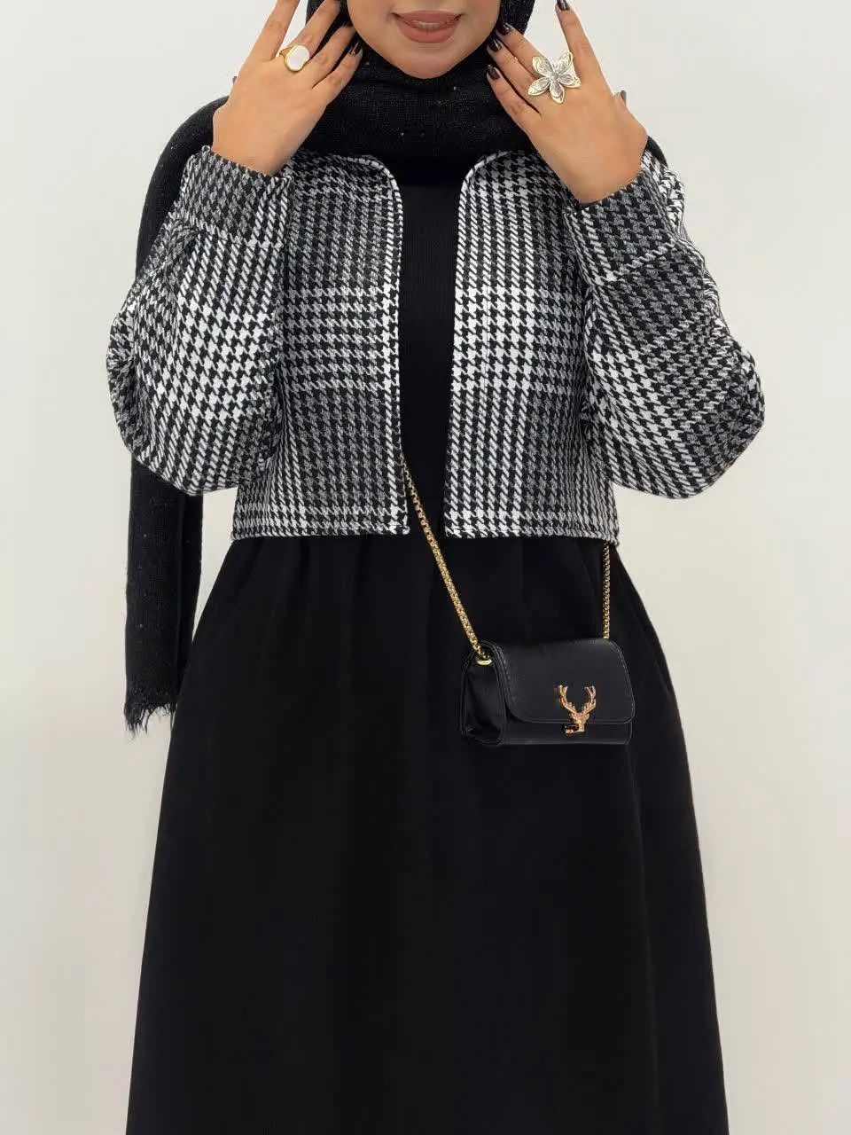 3739-کت و سارافون لی لی (ایراددار)